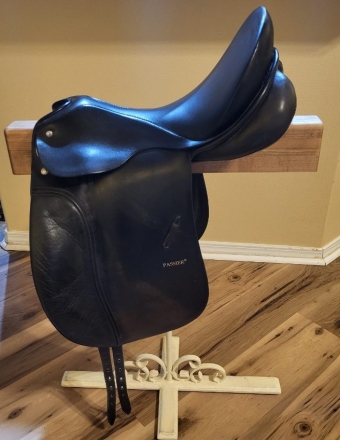 Tack ID: 568627 Black Passier Dressage Saddle, 17.5 - PhotoID: 153237 - Expires 14-Sep-2024 Days Left: 7