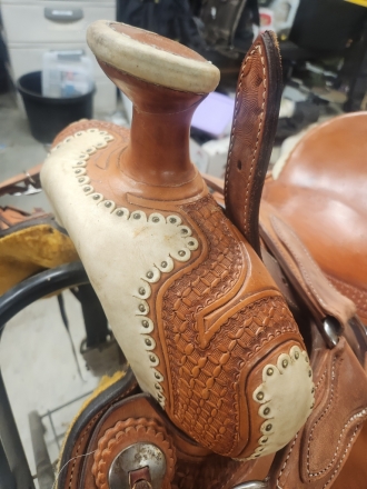 Tack ID: 568709 Heart o texas roping saddle - PhotoID: 153368 - Expires 28-Sep-2024 Days Left: 21