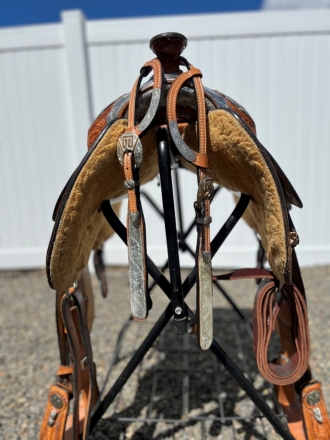 Tack ID: 568770 Custom Dale Chavez Show Saddle & Headstall - PhotoID: 153456 - Expires 10-Oct-2024 Days Left: 33