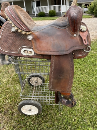 Tack ID: 568843 Billy Cook barrel saddle - PhotoID: 153583 - Expires 30-Oct-2024 Days Left: 42