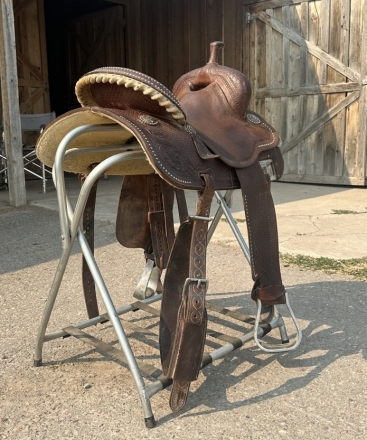 Tack ID: 568905 Martin Crown C Barrel Saddle - PhotoID: 153646 - Expires 16-Nov-2024 Days Left: 58