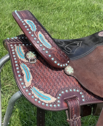 Tack ID: 568910 Double J Pozzi Pro Barrel Saddle - PhotoID: 153639 - Expires 16-Nov-2024 Days Left: 24