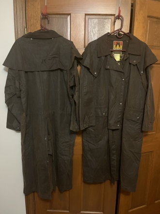 Tack ID: 569038 Australia Outback Long Oilskin Duster - PhotoID: 153848 - Expires 22-Dec-2024 Days Left: 62