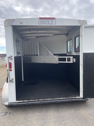 Tack ID: 569044 2012 Circle J Bronco 2 Horse Trailer - **REDUCED** - PhotoID: 153861 - Expires 24-Dec-2024 Days Left: 64