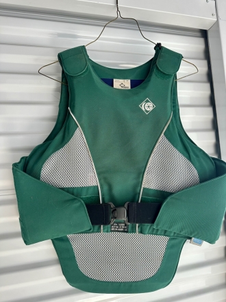 Tack ID: 569053 Forest green Charles Owen cross country vest - PhotoID: 153868 - Expires 26-Dec-2024 Days Left: 66