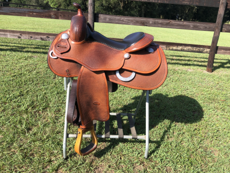 Tack ID: 569076 Kyle Tack Reining Saddle - PhotoID: 153888 - Expires 03-Jan-2025 Days Left: 80