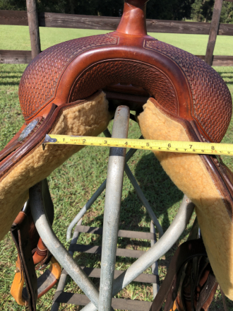 Tack ID: 569076 Kyle Tack Reining Saddle - PhotoID: 153891 - Expires 03-Jan-2025 Days Left: 79