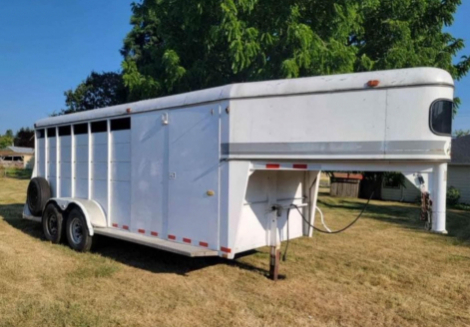 Tack ID: 569082 Logan 4 Horse Stock Trailer - PhotoID: 153909 - Expires 08-Jan-2025 Days Left: 82