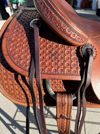 Tack ID: 569144 Gene Bader Custom Cutting Saddle - 15.5” - PhotoID: 153973 - Expires 29-Jan-2025 Days Left: 73