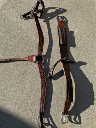 Tack ID: 569144 Gene Bader Custom Cutting Saddle - 15.5” - PhotoID: 153974 - Expires 29-Jan-2025 Days Left: 73