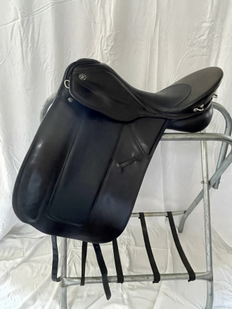 Tack ID: 569162 Kieffer Dressage saddle - great condition! - PhotoID: 153983 - Expires 31-Jan-2025 Days Left: 75