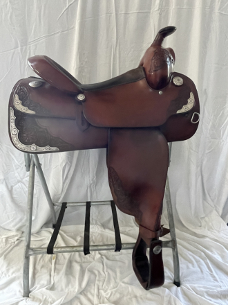 Tack ID: 569163 15.5 L Birkhead Custom Saddle $1,800 obo - PhotoID: 153987 - Expires 31-Jan-2025 Days Left: 75