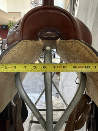 Tack ID: 569163 15.5 L Birkhead Custom Saddle $1,800 obo - PhotoID: 153990 - Expires 31-Jan-2025 Days Left: 75