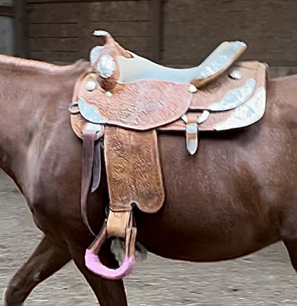 Tack ID: 569199 Gorgeous Reinsman Show Saddle 16” SQH - PhotoID: 154032 - Expires 11-Feb-2025 Days Left: 86